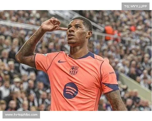 关于人员缺阵，弗里克坦言拉什福德无缘比赛，但对球队充满信心